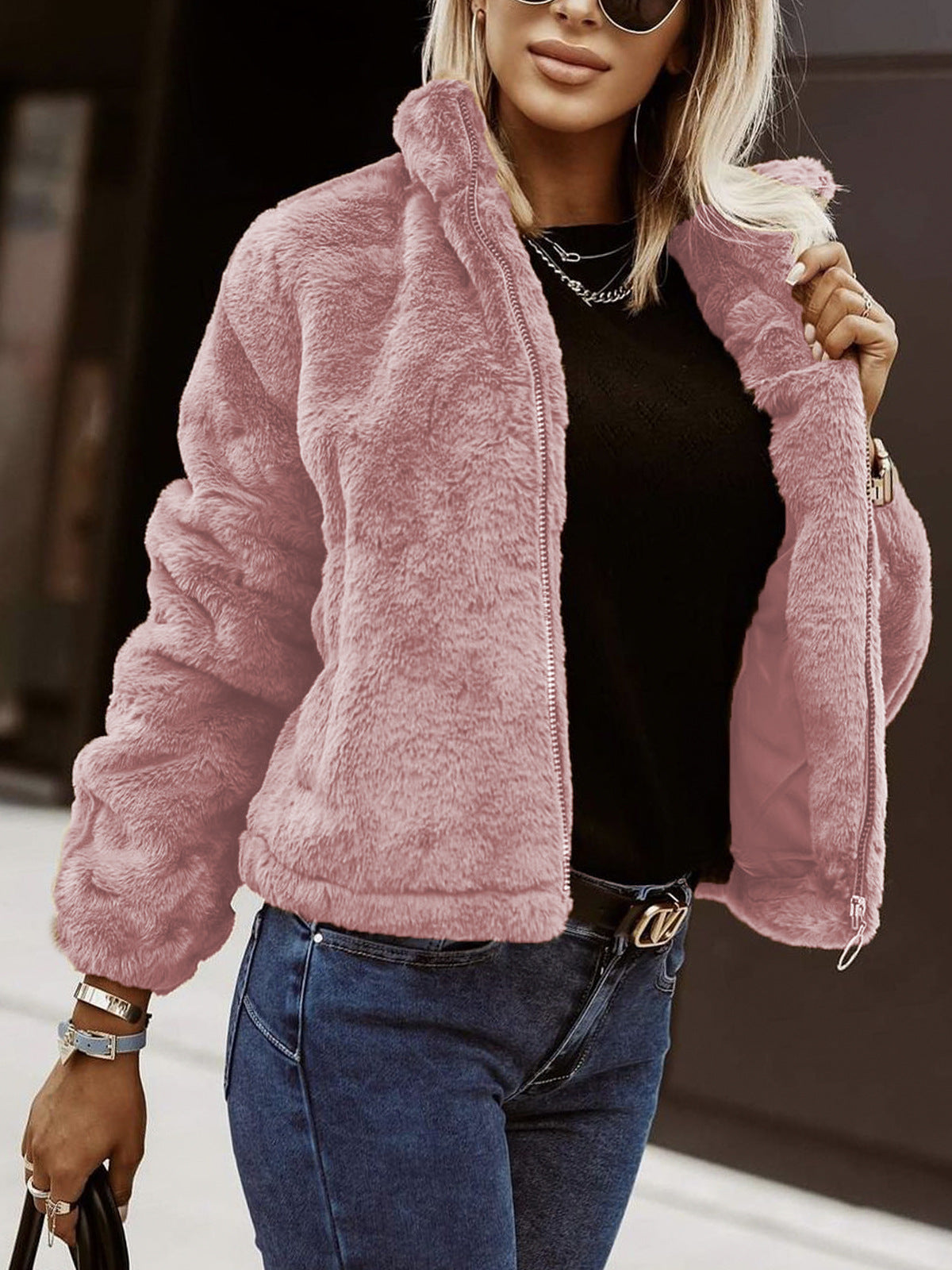 Women’s faux fur coat - oversized fit high collar with zip front - plush texture