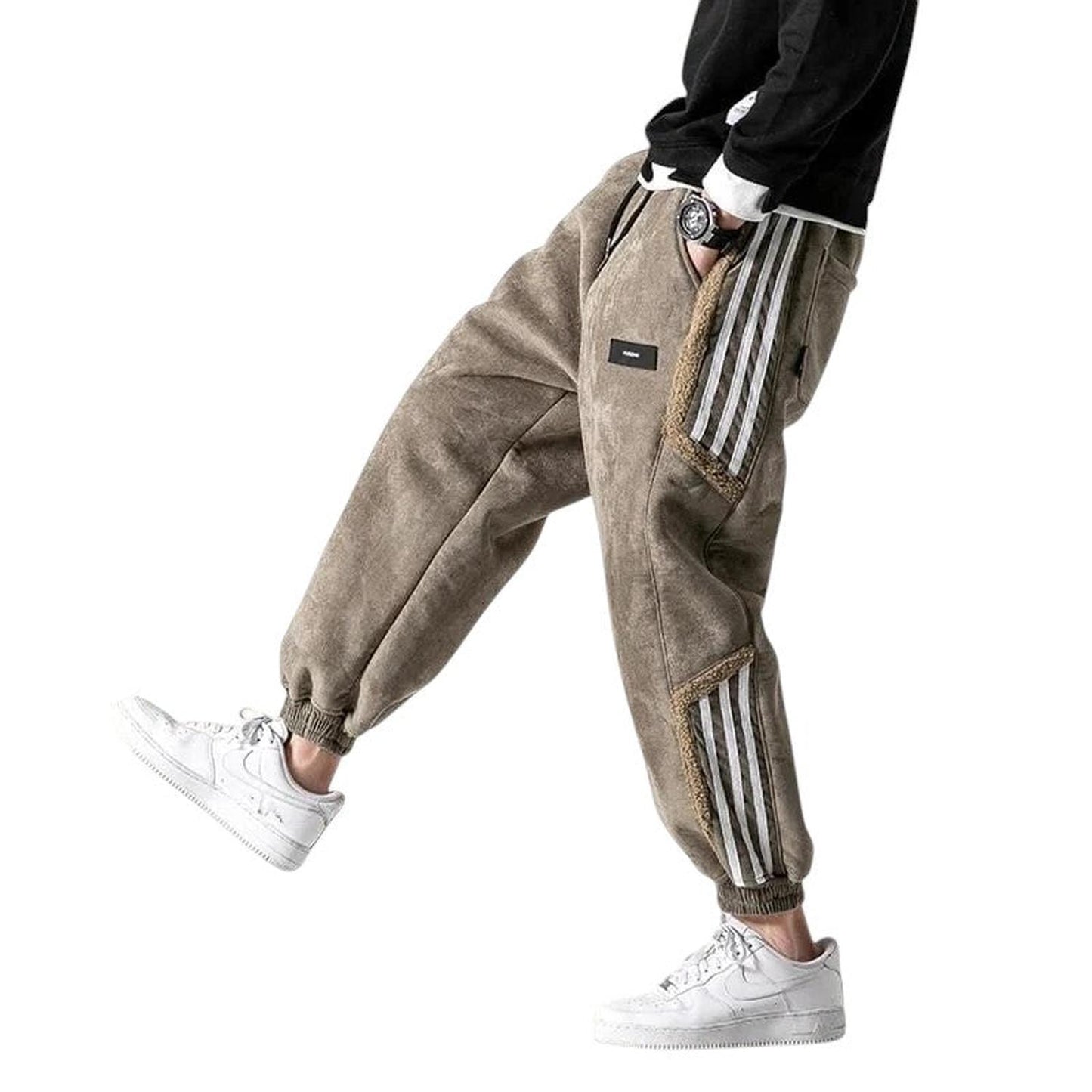 Men’s fleece-lined jogger trousers – relaxed fit with striped street style detail