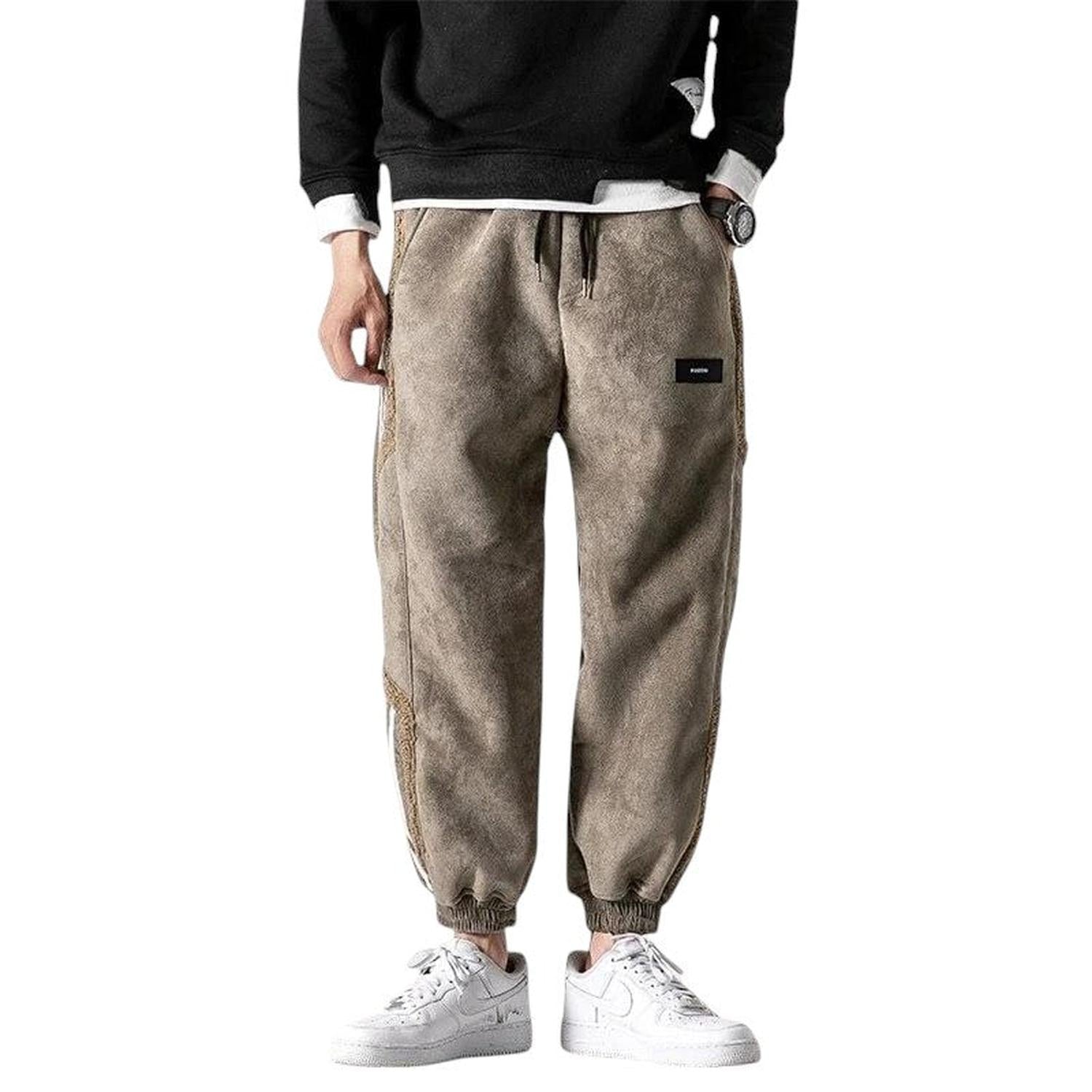 Men’s fleece-lined jogger trousers – relaxed fit with striped street style detail