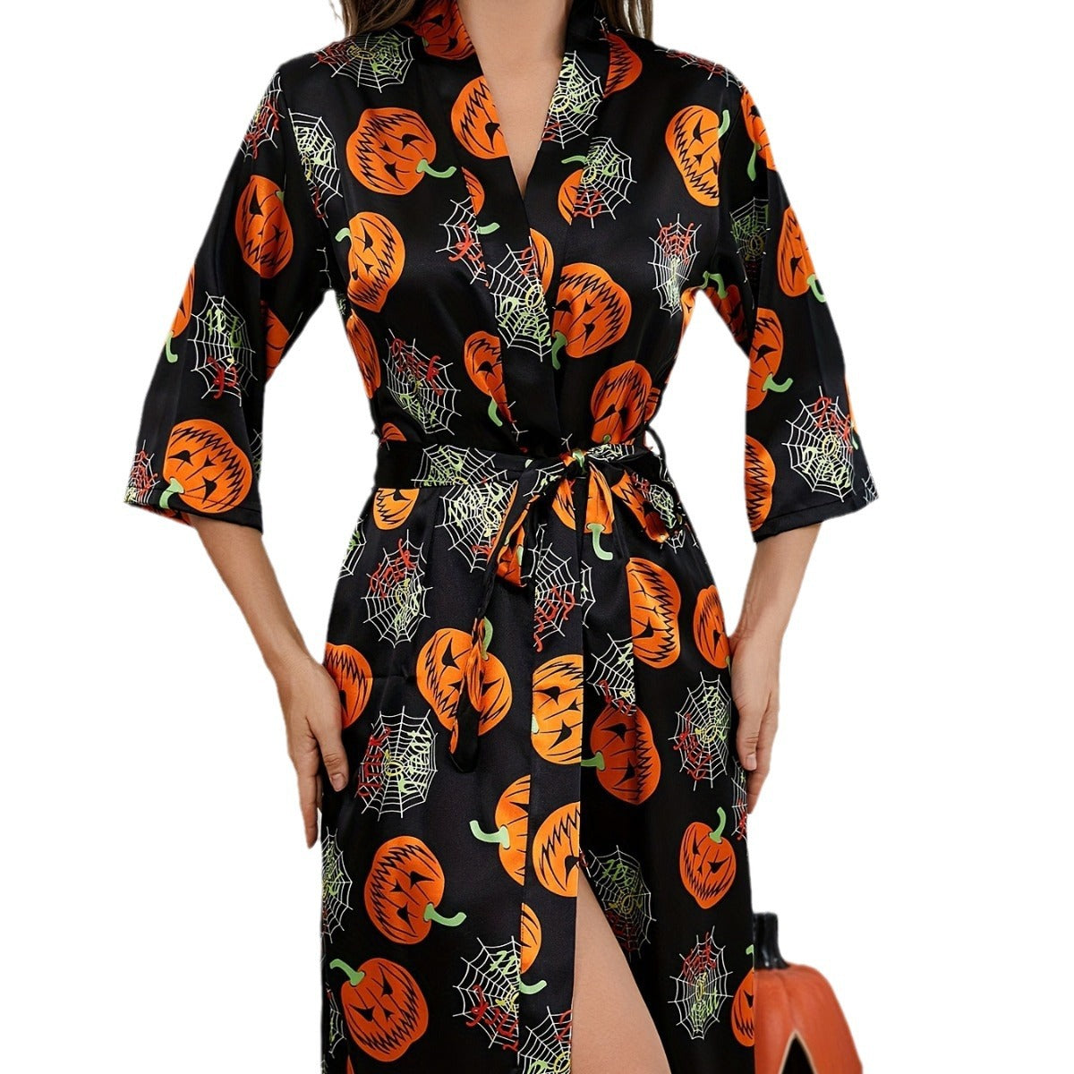 Women’s pumpkin print halloween robe - spooky costume design