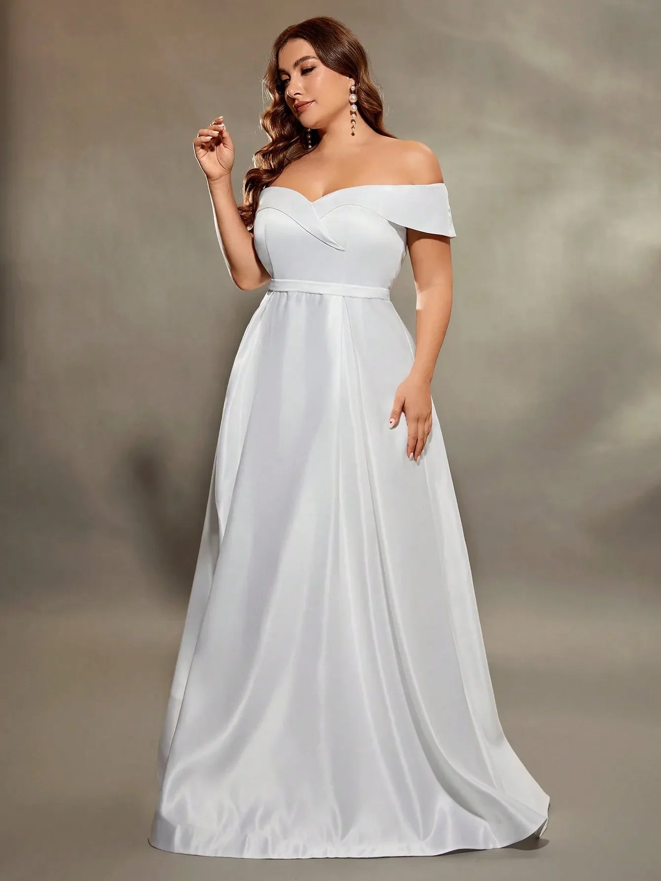 Women’s Halterneck Maxi Dress - Bridesmaid Dress