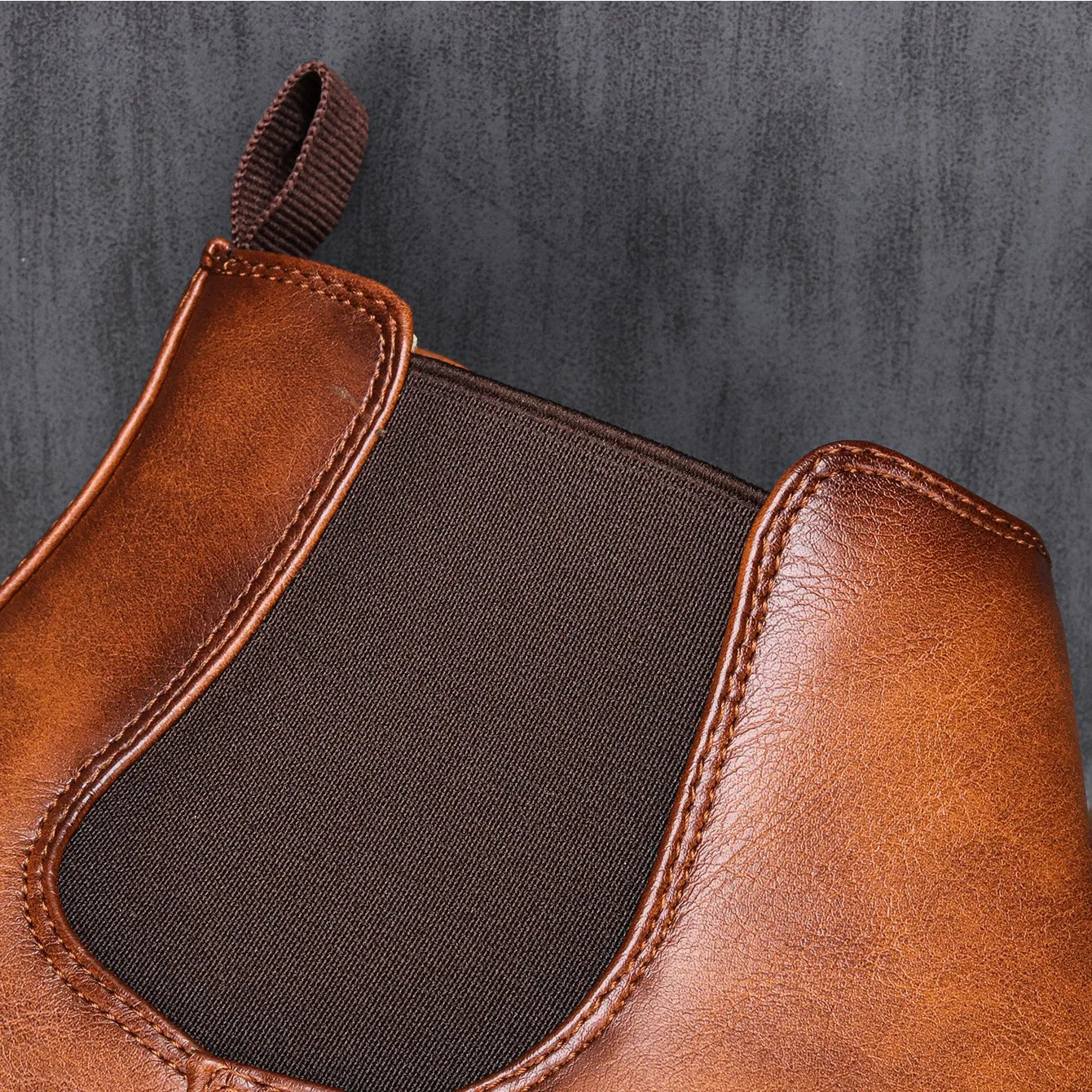 Men’s Chelsea Boots – Elegant & Versatile