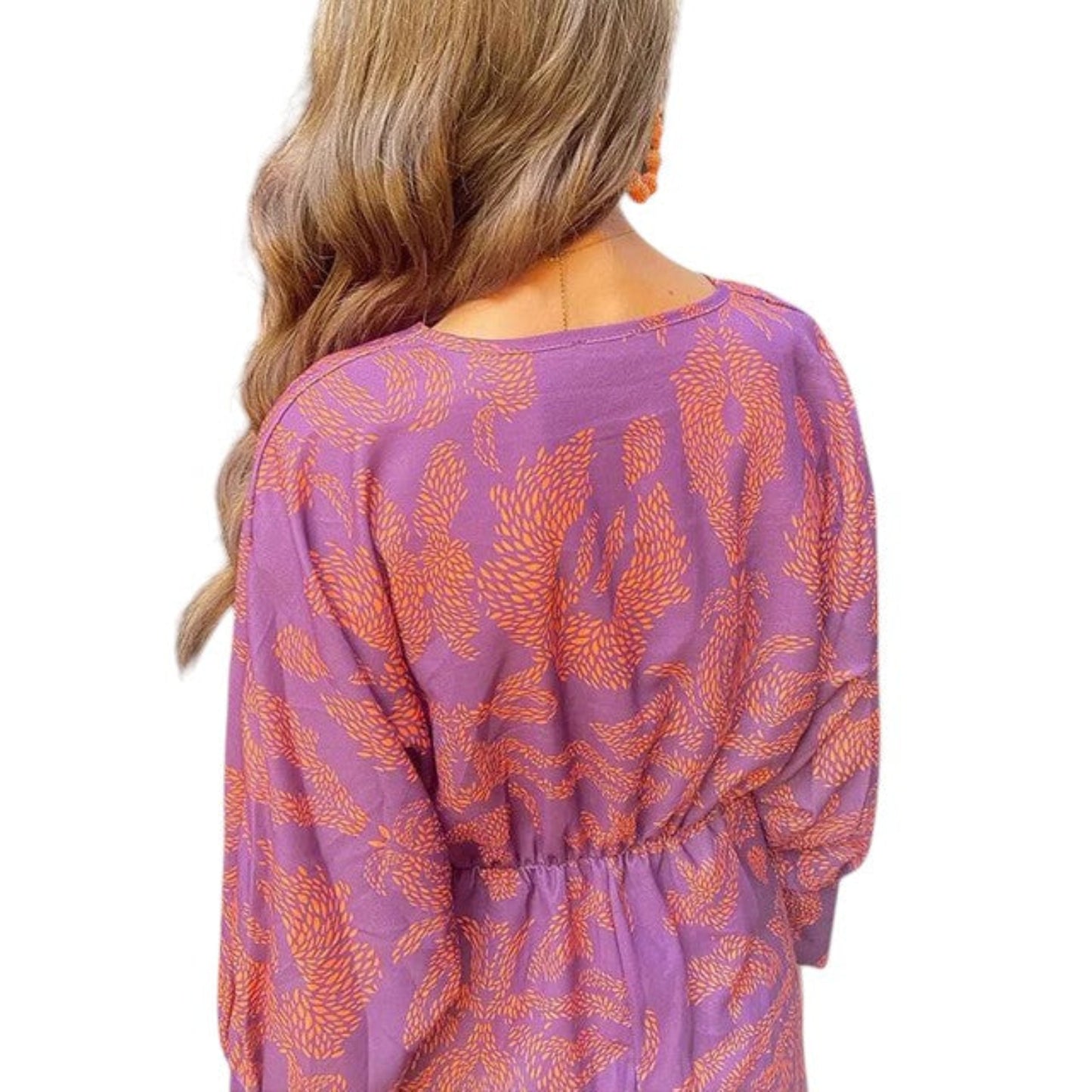 Women’s breathable dress – sustainable and stylish for all-season wear